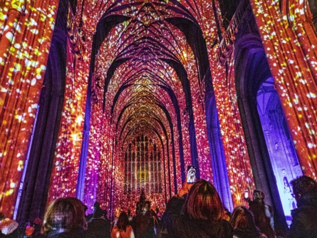 Winchester Cathedral Christmas Luxmuralis a 2022 _12