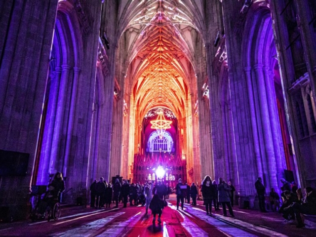 Winchester Cathedral Christmas Luxmuralis a 2022 _21