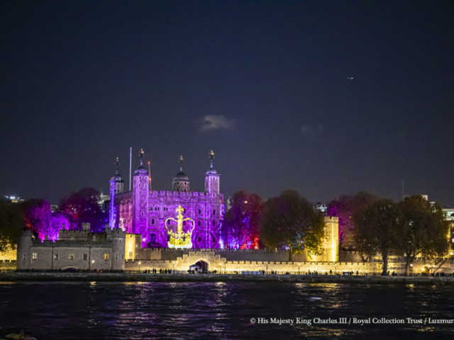 Tower of London – Luxmuralis HRP Crown and Coronation 171123_1