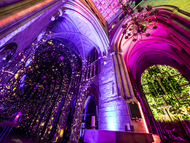 Luxmuralis Angels Southwark Cathedral 2025 son et lumiere cathedral light show light and sound projection art light art epic art london _16smv