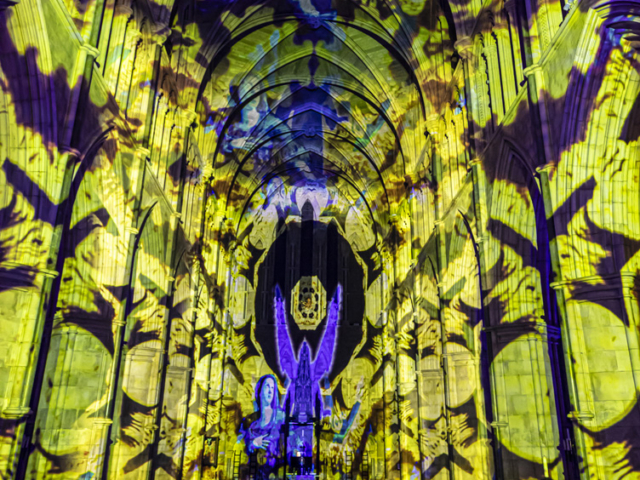 Luxmuralis Angels Southwark Cathedral 2025 son et lumiere cathedral light show light and sound projection art light art epic art london _17smv