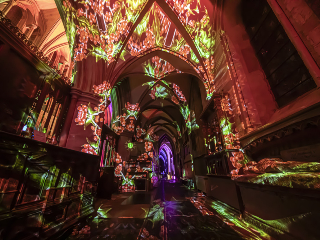 Luxmuralis Angels Southwark Cathedral 2025 son et lumiere cathedral light show light and sound projection art light art epic art london _1smv