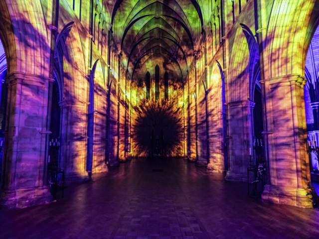 Luxmuralis Angels Southwark Cathedral 2025 son et lumiere cathedral light show light and sound projection art light art epic art london _21smv