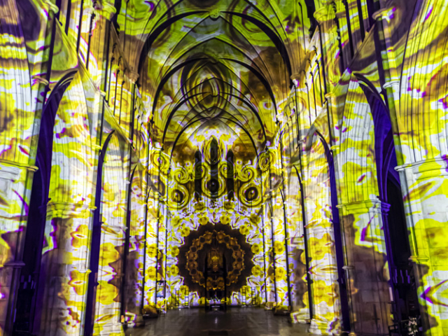 Luxmuralis Angels Southwark Cathedral 2025 son et lumiere cathedral light show light and sound projection art light art epic art london _22smv