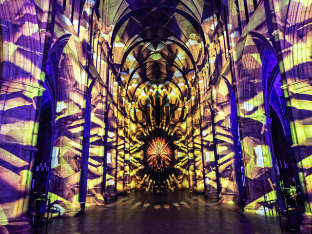 Luxmuralis Angels Southwark Cathedral 2025 son et lumiere cathedral light show light and sound projection art light art epic art london _25smv