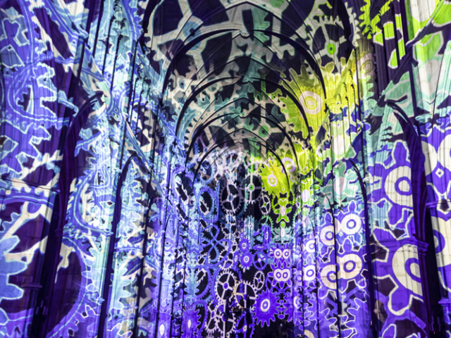 Luxmuralis Angels Southwark Cathedral 2025 son et lumiere cathedral light show light and sound projection art light art epic art london _37smv