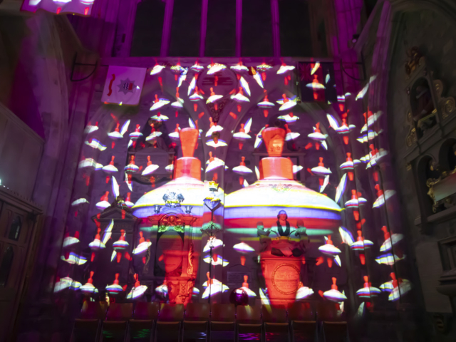 Luxmuralis Angels Southwark Cathedral 2025 son et lumiere cathedral light show light and sound projection art light art epic art london _5smv