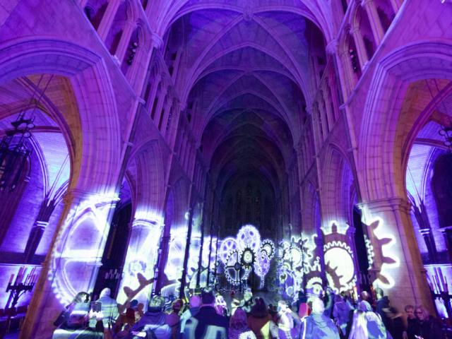 Luxmuralis Angels Southwark Cathedral night 2 2025 son et lumiere cathedral light show light and sound projection art light art epic art london _16